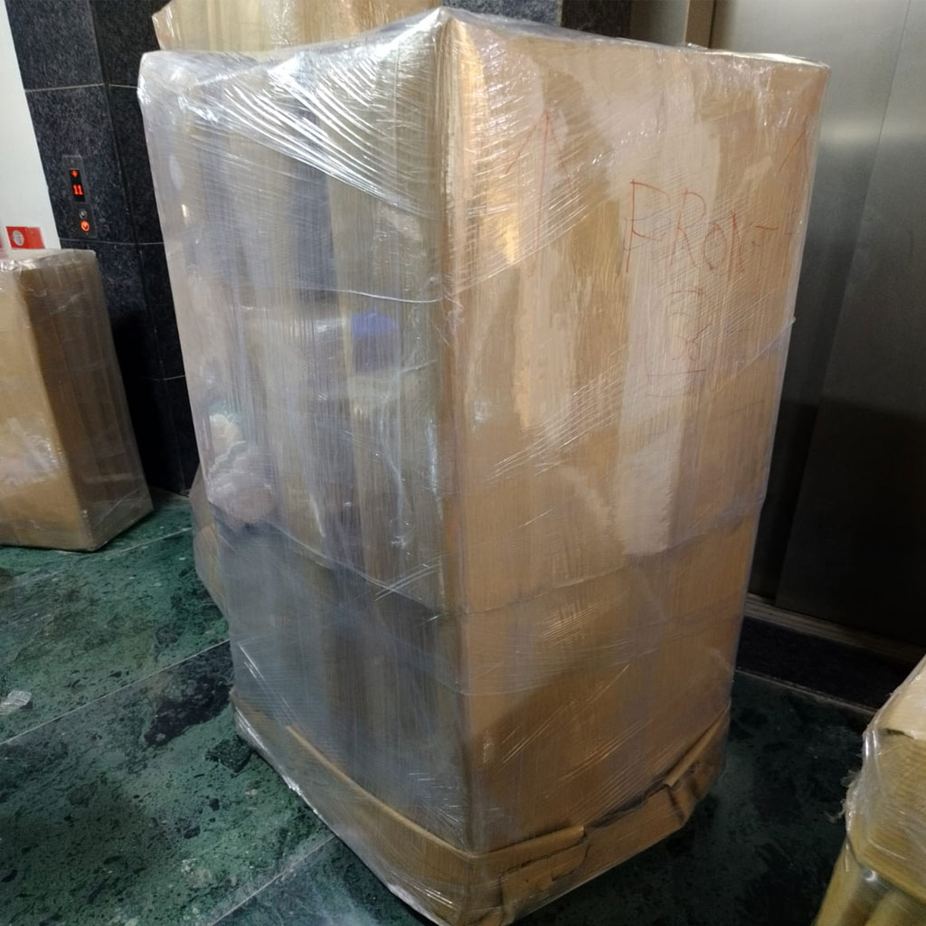 Furniture packing with protective covers